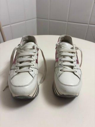 Zapatillas Hogan blancas y rosas