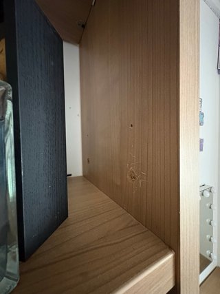 Mueble de habitación con escritorio y zapatero