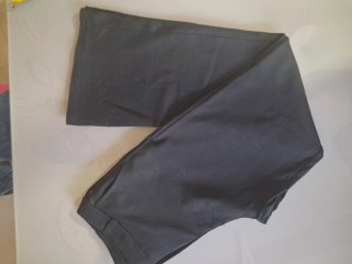 Pantaloni donna neri a zampa