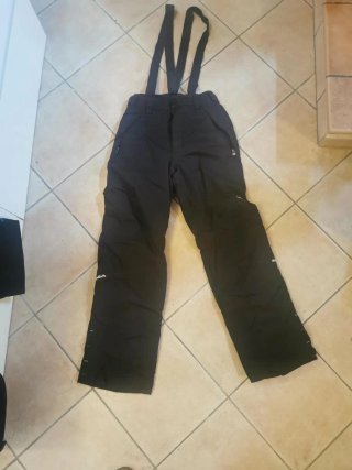 Pantaloni sci neri con bretelle