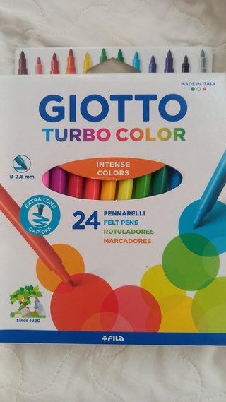 Set pennelli + acquerelli Giotto e Pepco