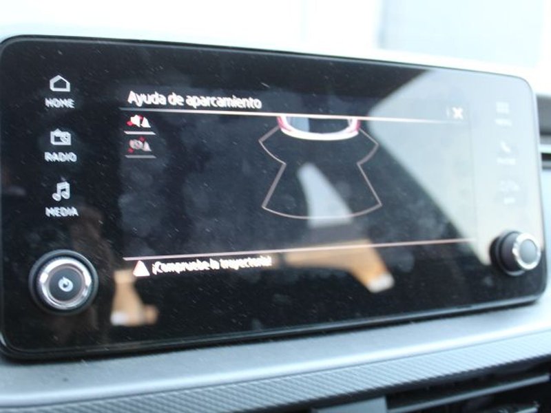 Škoda Kamiq 1.0 TSI Essence 2024, foto 14