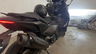 Yamaha tmax 560