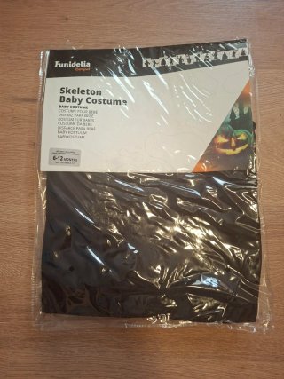Disfraz bebé esqueleto capucha