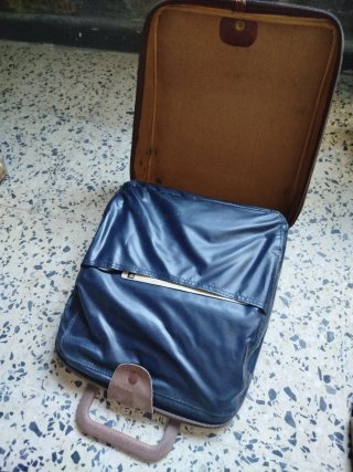 Máquina de escribir Hispano Olivetti Pluma 22