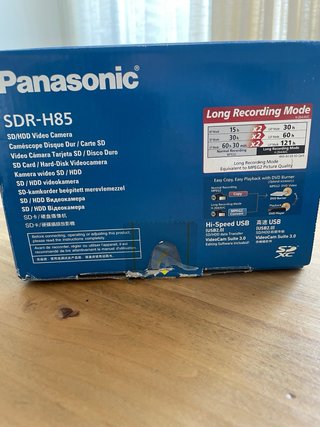 Videocámara Panasonic SDR-H85 Roja