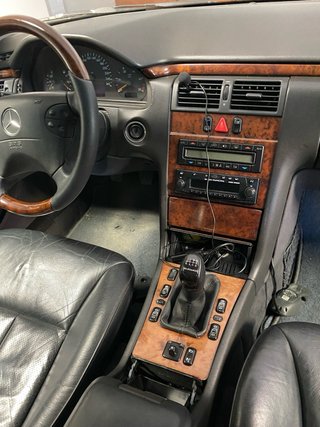 Mercedes-Benz Clase E 2001