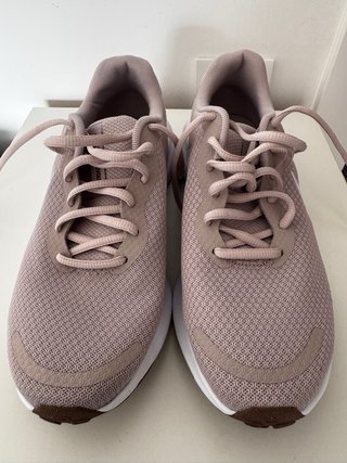Nike rosas y blancas nuevas sin estrenar