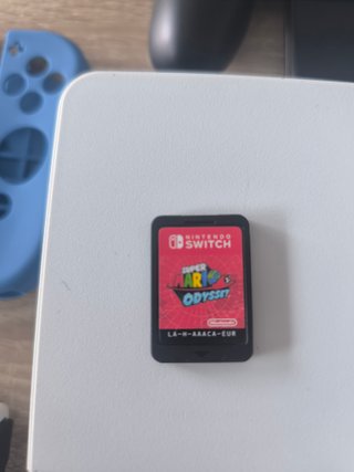 Nintendo Switch OLED Blanca + Mario Odyssey + Accs