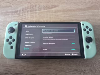 Nintendo Switch OLED Blanca + Mario Odyssey + Accs