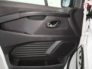 Nissan Primastar 2.0 DCI FURGON. L2 H1 130