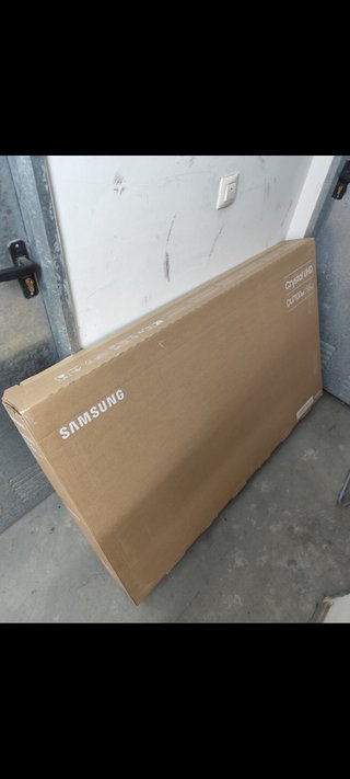 Caja TV Samsung 55 pulgadas