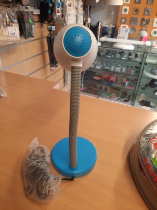 Flexo de mesa azul y blanco