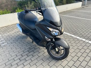 Suzuki Burgman 125 Executive ( Solo 7900km)