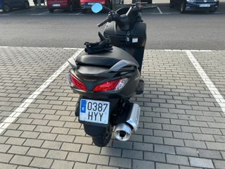 Suzuki Burgman 125 Executive ( Solo 7900km)
