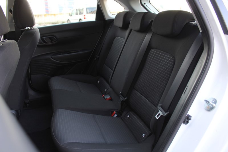 Hyundai i20 5P MPI 1.2 KLASS 2023, foto 9