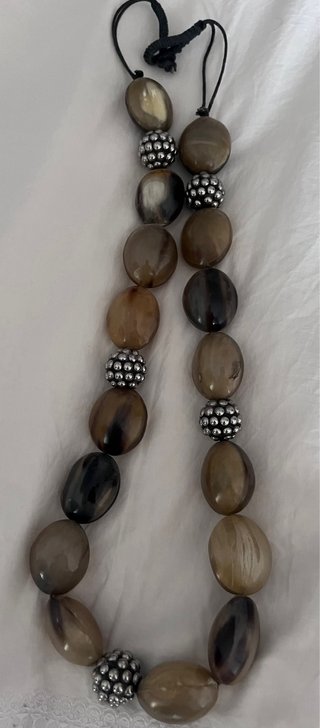 Collar maxi de cuentas y abalorios
