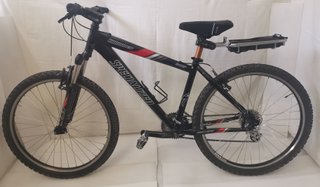 Vendo bicicleta MTB 21V 26" con alforjas