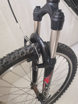 Vendo bicicleta MTB 21V 26" con alforjas