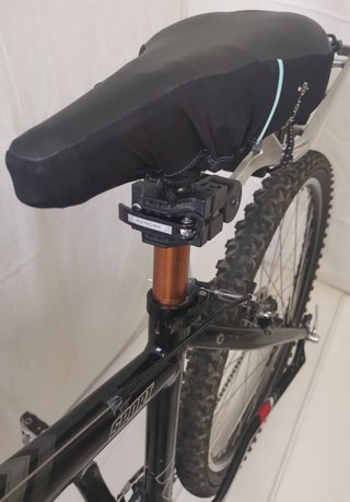 Vendo bicicleta MTB 21V 26" con alforjas