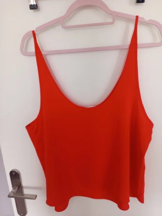 Camiseta tirantes roja