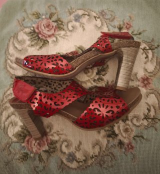 Sandalias Penélope Collection Rojas