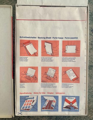 Papel carbón Pelikan Interplastic.