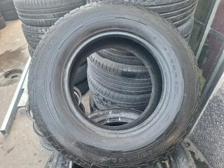 215 70 R15 C Continental - 1 neumático Km.0