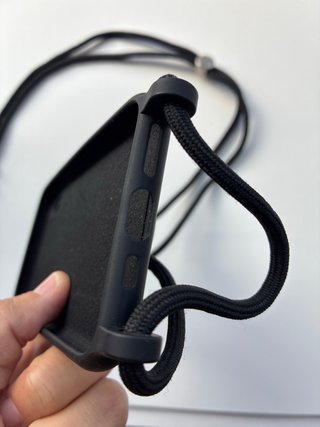 Funda iPhone X/XS Negra con Colgante
