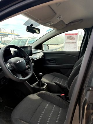 Dacia Sandero 2023