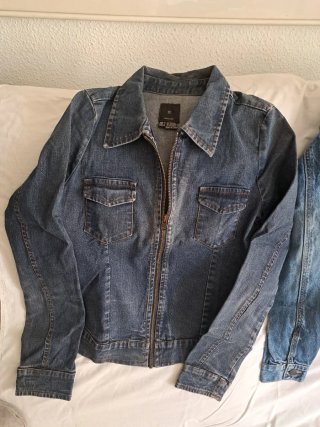 Cazadoras vaqueras juvenil Trafaluc Talla S -M,5€