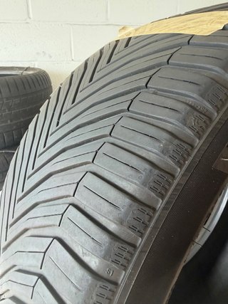 4 Neumáticos Michelin CrossClimate SUV 255/45R20