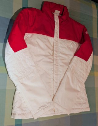 Anorak impermeable rojo y blanco