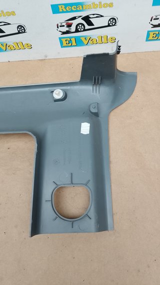 MOLDURA ASIENTO IZQUIERDO MERCEDES VITO VIANO W639