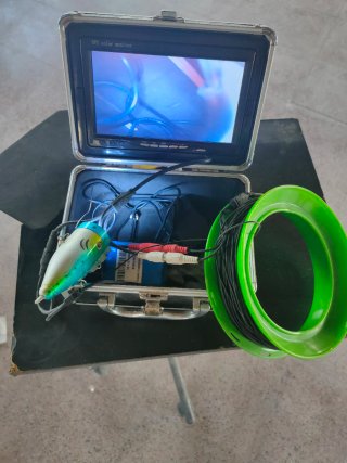 Cámara de pesca con monitor