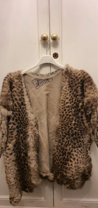 Chaleco Piel Animal Print Happy Furs. Talla Única