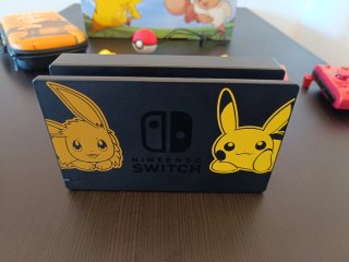 Nintendo Switch Edición Pikachu y Eevee