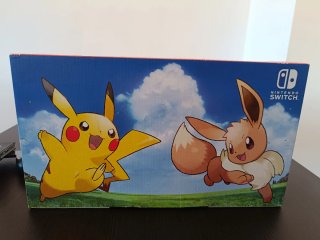 Nintendo Switch Edición Pikachu y Eevee
