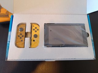 Nintendo Switch Edición Pikachu y Eevee