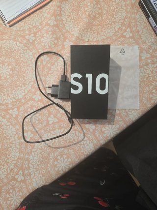 Samsung Galaxy S10 Negro/Multicolor :NO AGO ENVIOS
