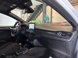 FORD Focus 1.0 Ecoboost MHEV STLine