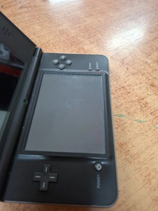 CONSOLA NINTENDO DSI XL CON CARGADOR