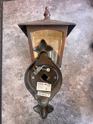 Farol de forja para pared