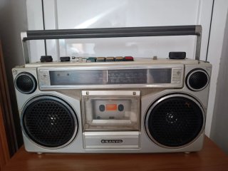 Radio Cassette Sanyo Años 80