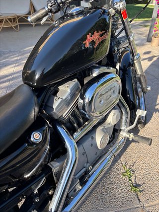 Harley-Davidson Negra