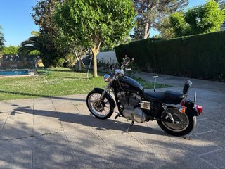 Harley-Davidson Negra