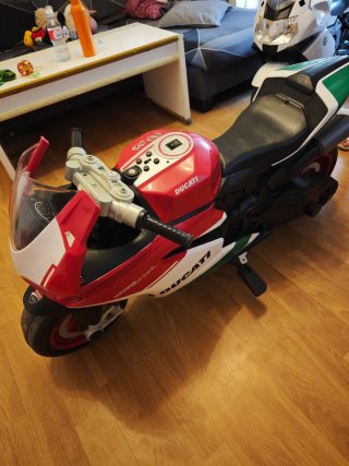 Moto Eléctrica Infantil BMW