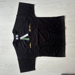 Camiseta Scuffers Negra Talla S no es la L aunque