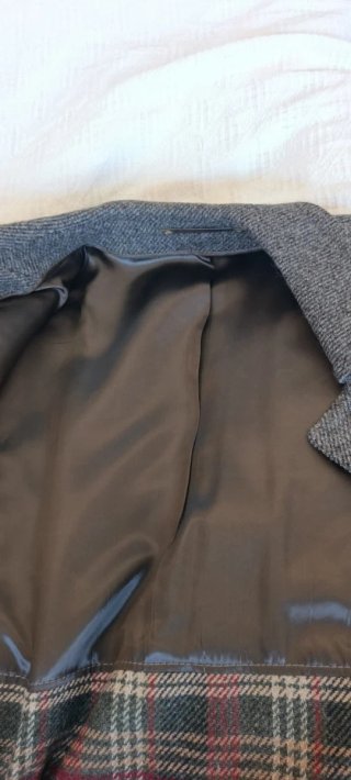 Vendo abrigo gris.