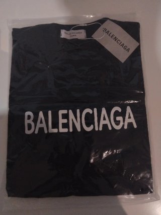 Camiseta Balenciaga Negra Logo Bitcoin